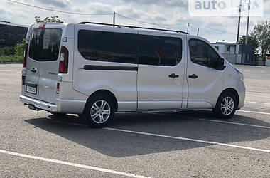 Минивэн Renault Trafic 2016 в 