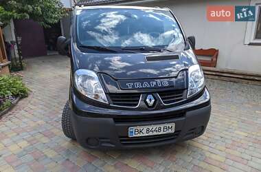 Минивэн Renault Trafic 2012 в 