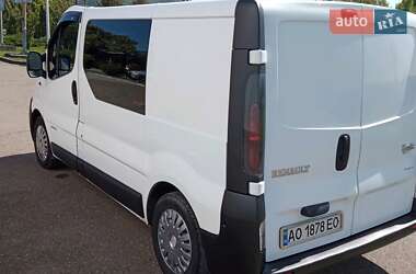 Минивэн Renault Trafic 2006 в Виноградове