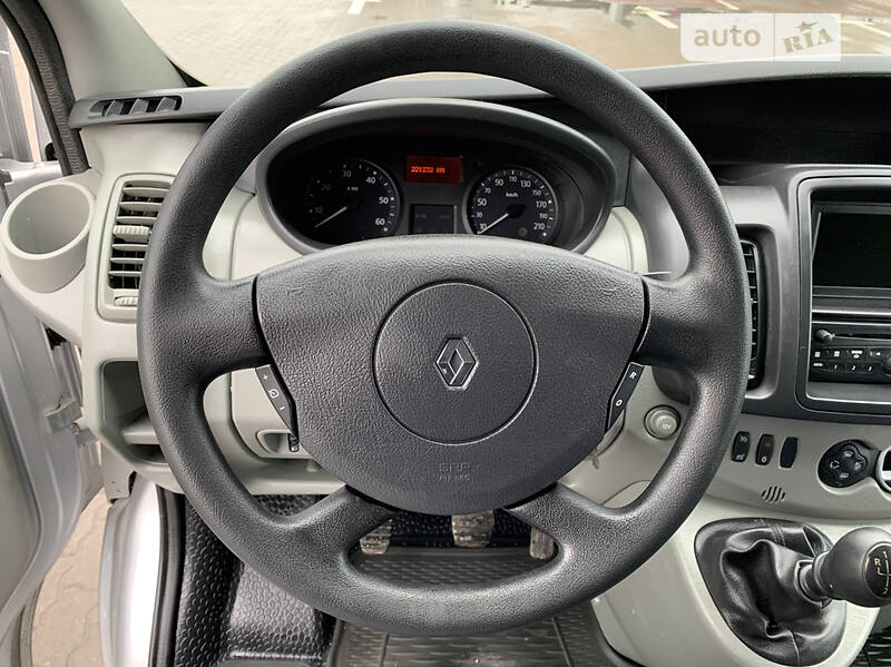 Вантажний фургон Renault Trafic 2013 в Рівному