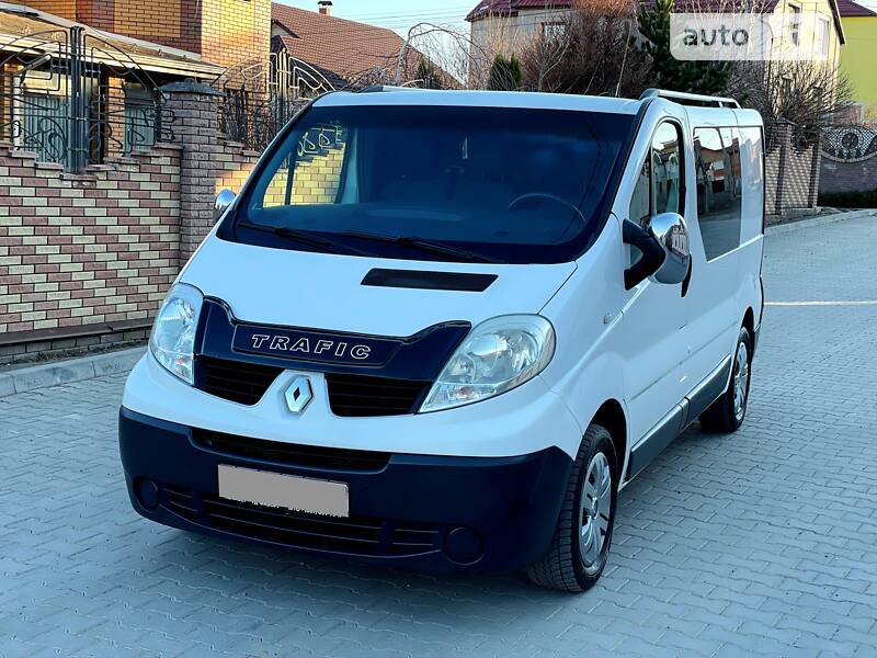 Минивэн Renault Trafic 2013 в Хмельницком