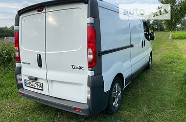 Вантажний фургон Renault Trafic 2008 в Житомирі