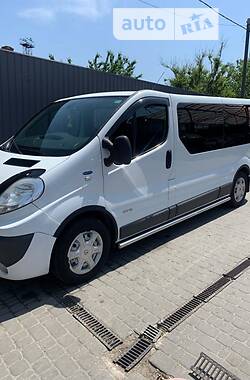 Мінівен Renault Trafic 2013 в Дніпрі