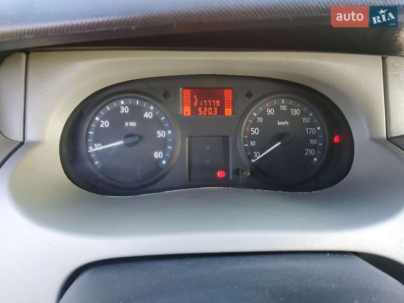 Мінівен Renault Trafic 2007 в Коломиї