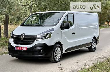 Минивэн Renault Trafic 2020 в 