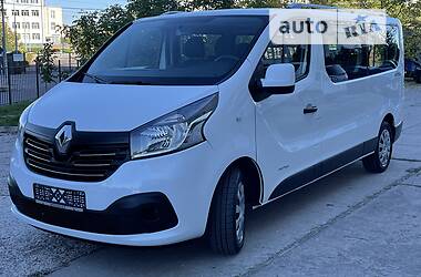Мінівен Renault Trafic 2016 в 