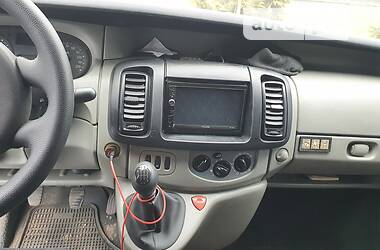 Вантажний фургон Renault Trafic 2008 в Житомирі