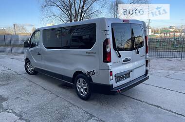 Минивэн Renault Trafic 2017 в Киеве