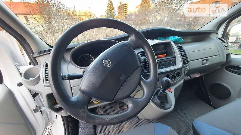 Мінівен Renault Trafic 2011 в Івано-Франківську фото 4 Мінівен Renault Trafic 2011 в Івано-Франківську