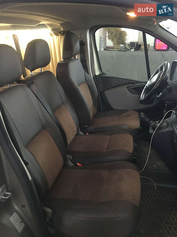 Минивэн Renault Trafic 2016 в Кропивницком