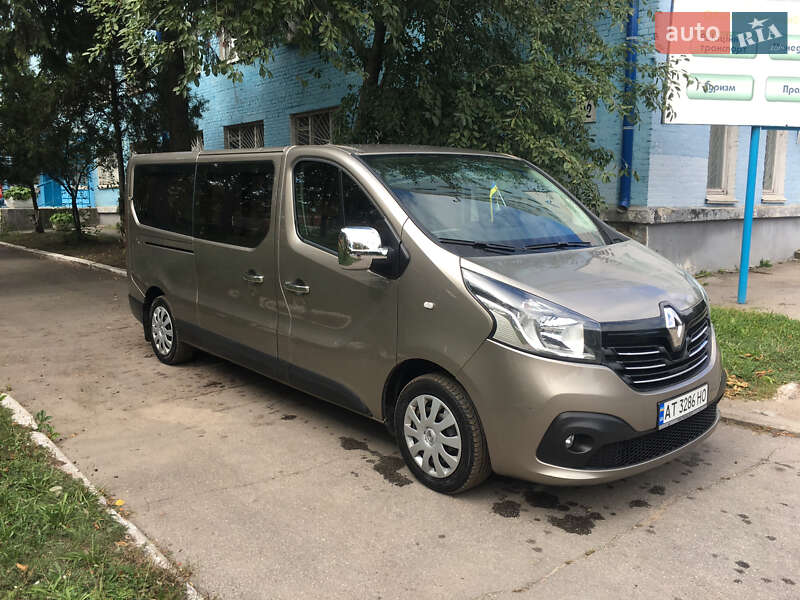 Минивэн Renault Trafic 2016 в Кропивницком