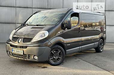 Вантажопасажирський фургон Renault Trafic 2012 в Києві