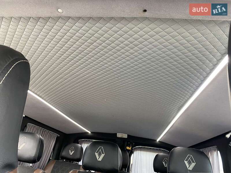 Минивэн Renault Trafic 2016 в Арцизе