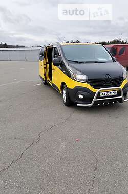 Мінівен Renault Trafic 2017 в Києві