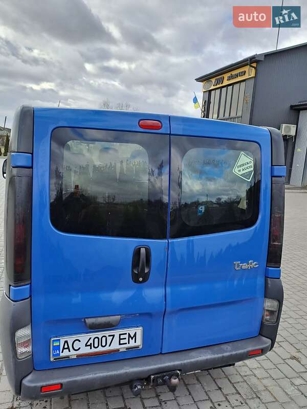Минивэн Renault Trafic 2002 в Турийске