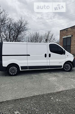 Грузовой фургон Renault Trafic 2005 в Сумах