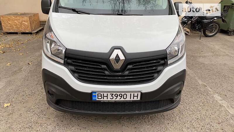 Вантажний фургон Renault Trafic 2017 в 