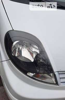 Минивэн Renault Trafic 2011 в 
