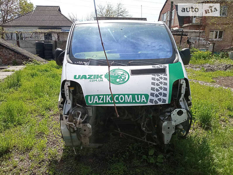 Грузопассажирский фургон Renault Trafic 2012 в Балаклее фото 6 Грузопассажирский фургон Renault Trafic 2012 в Балаклее