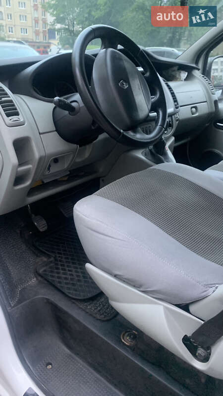 Минивэн Renault Trafic 2012 в Львове фото 9 Минивэн Renault Trafic 2012 в Львове