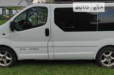 Минивэн Renault Trafic 2002 в 