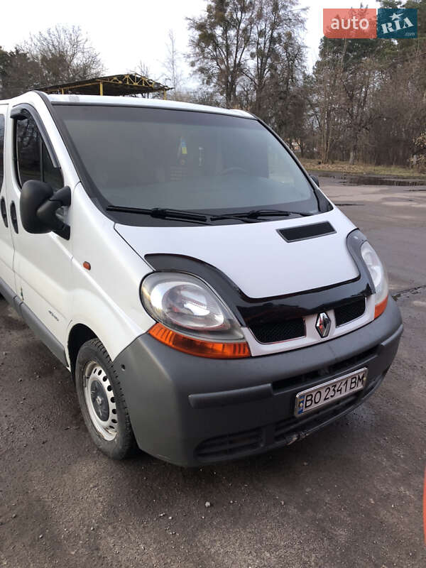 Мінівен Renault Trafic 2004 в Радивиліві