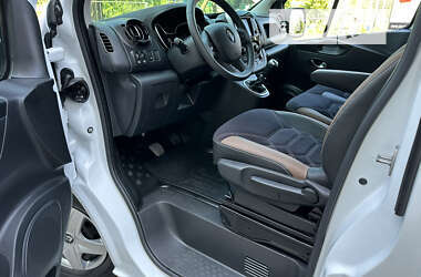 Минивэн Renault Trafic 2021 в 