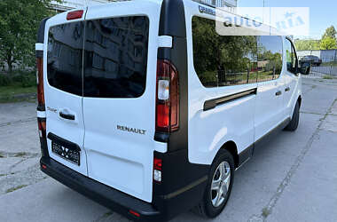 Минивэн Renault Trafic 2021 в 