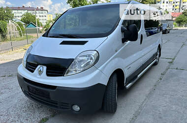 Минивэн Renault Trafic 2013 в 