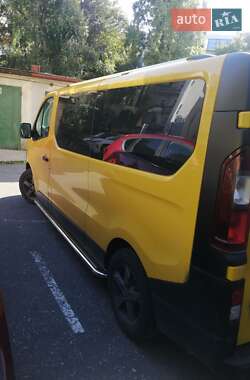Минивэн Renault Trafic 2017 в Ивано-Франковске