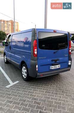 Грузовой фургон Renault Trafic 2013 в 
