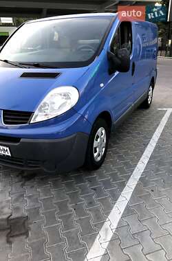 Грузовой фургон Renault Trafic 2013 в 