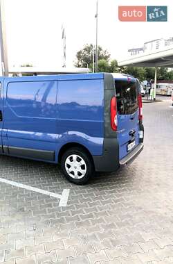 Грузовой фургон Renault Trafic 2013 в 