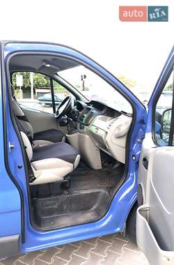 Грузовой фургон Renault Trafic 2013 в 