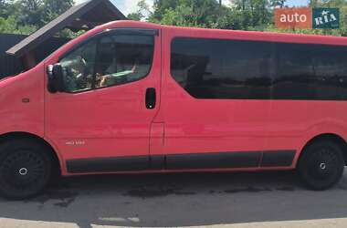 Минивэн Renault Trafic 2006 в 