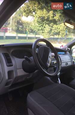 Минивэн Renault Trafic 2005 в Киеве