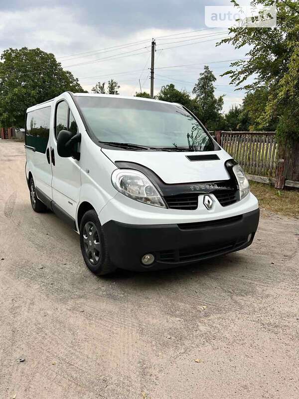 – Продам Рено Trafic 2014 дизель минивэн бу в