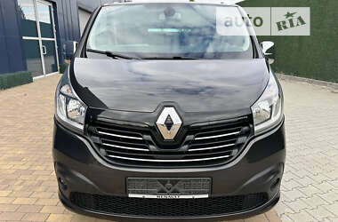Минивэн Renault Trafic 2019 в 