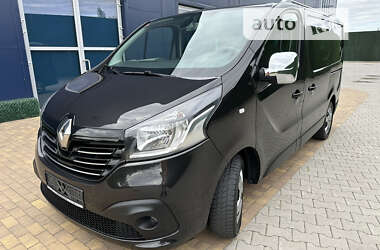 Минивэн Renault Trafic 2019 в 