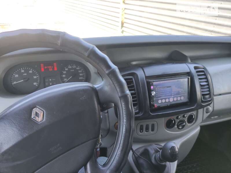 Грузовой фургон Renault Trafic 2005 в Радивилове фото 7 Грузовой фургон Renault Trafic 2005 в Радивилове