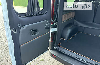 Мінівен Renault Trafic 2019 в 
