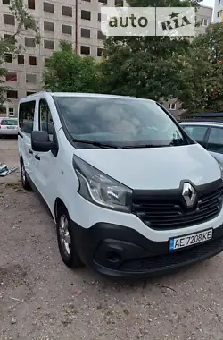 Renault Trafic 2015