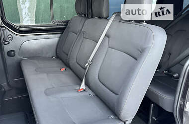 Минивэн Renault Trafic 2015 в 