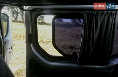 Минивэн Renault Trafic 2003 в Ровно