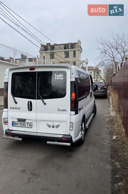 Мінівен Renault Trafic 2004 в Одесі