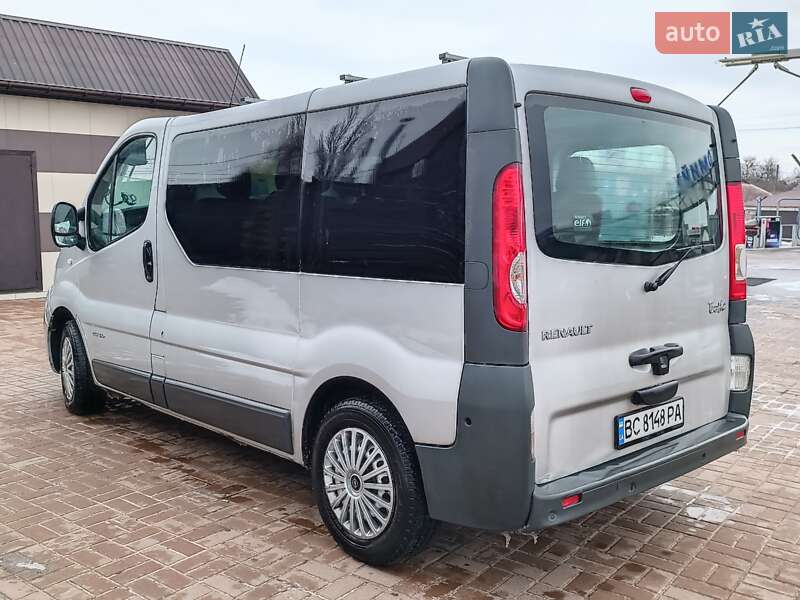 Минивэн Renault Trafic 2009 в Киеве