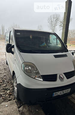 Вантажний фургон Renault Trafic 2009 в Луцьку