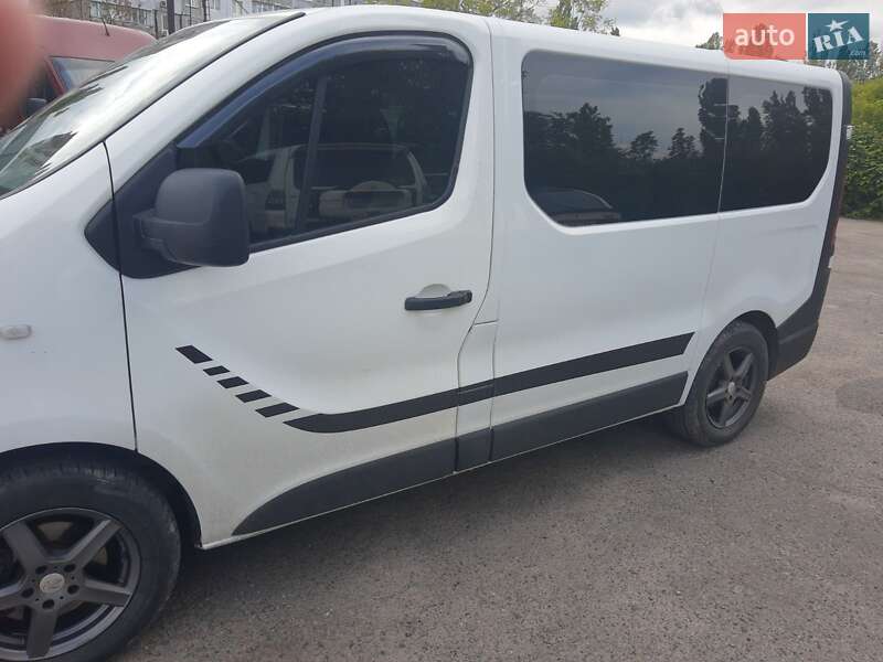 Мінівен Renault Trafic 2016 в Миколаєві