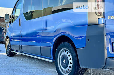 Мінівен Renault Trafic 2004 в 