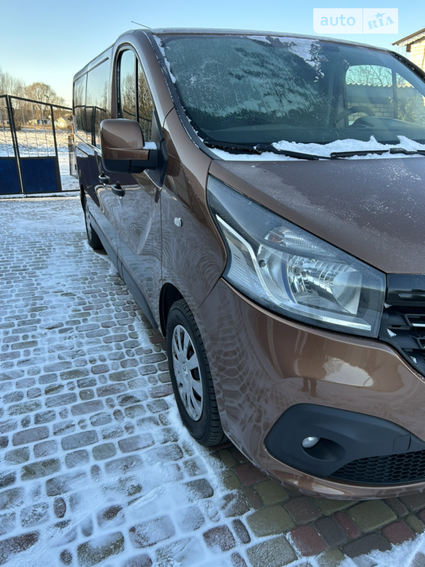 2017 Renault Trafic - мініатюра 3